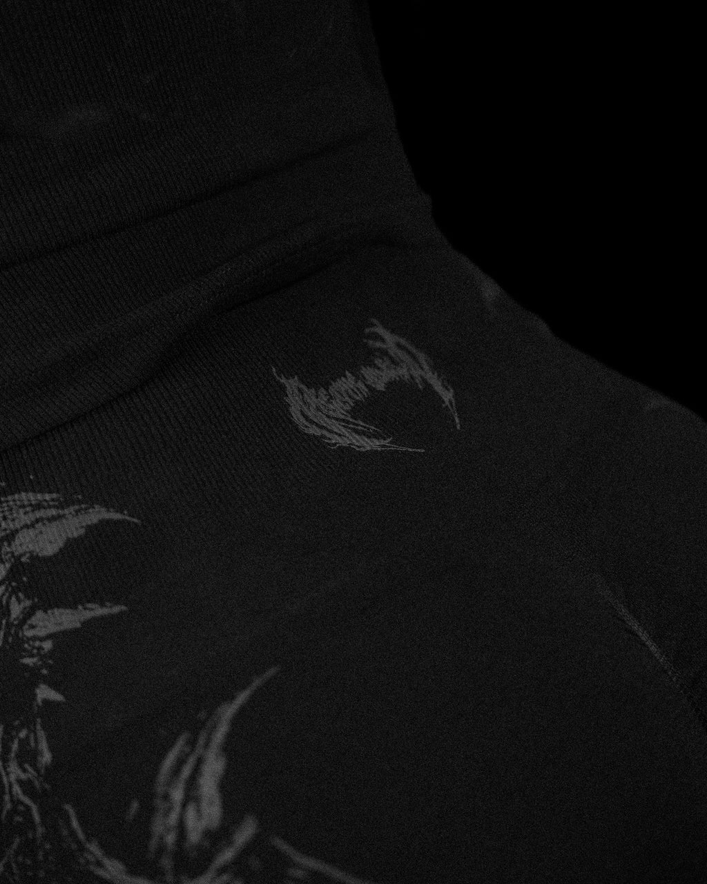 Women's Nightveil Void Tech™ Seamless Shorts [DARKNESS]