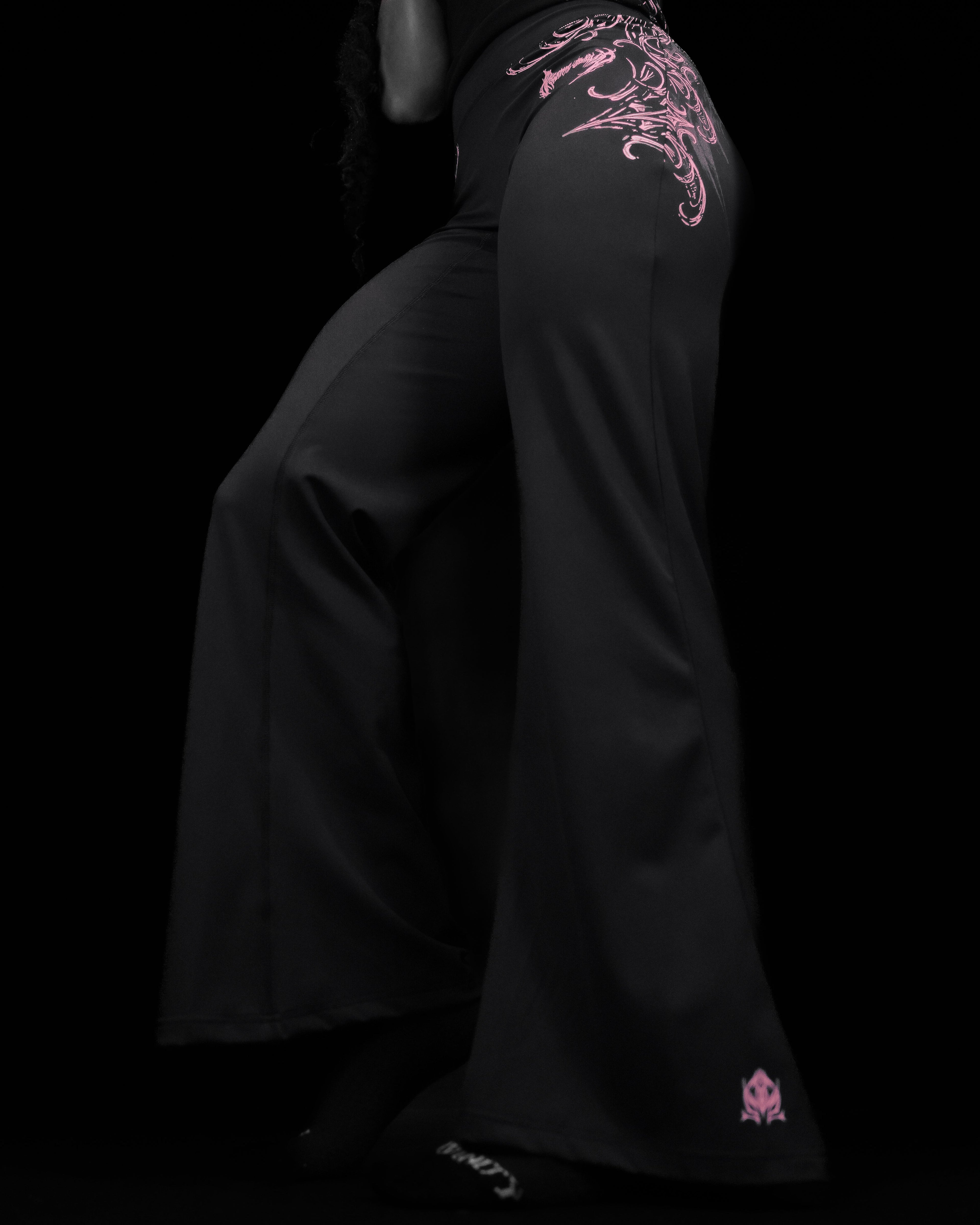 Women's Celestia Void Tech™ Flare Leggings [BLOSSOM PINK]