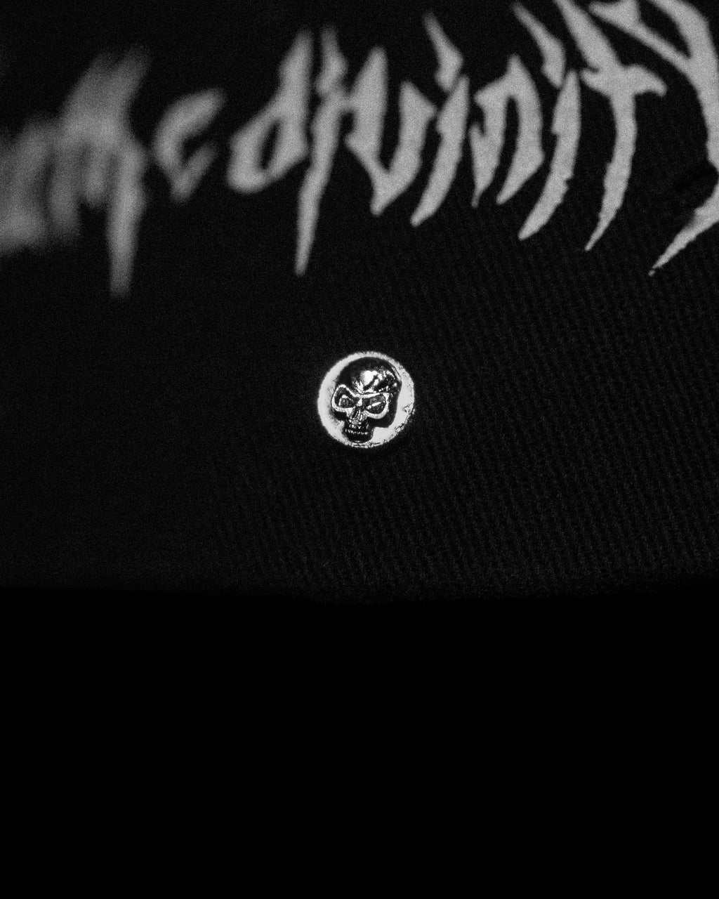 Metallic Logo Cap [VOID BLACK]