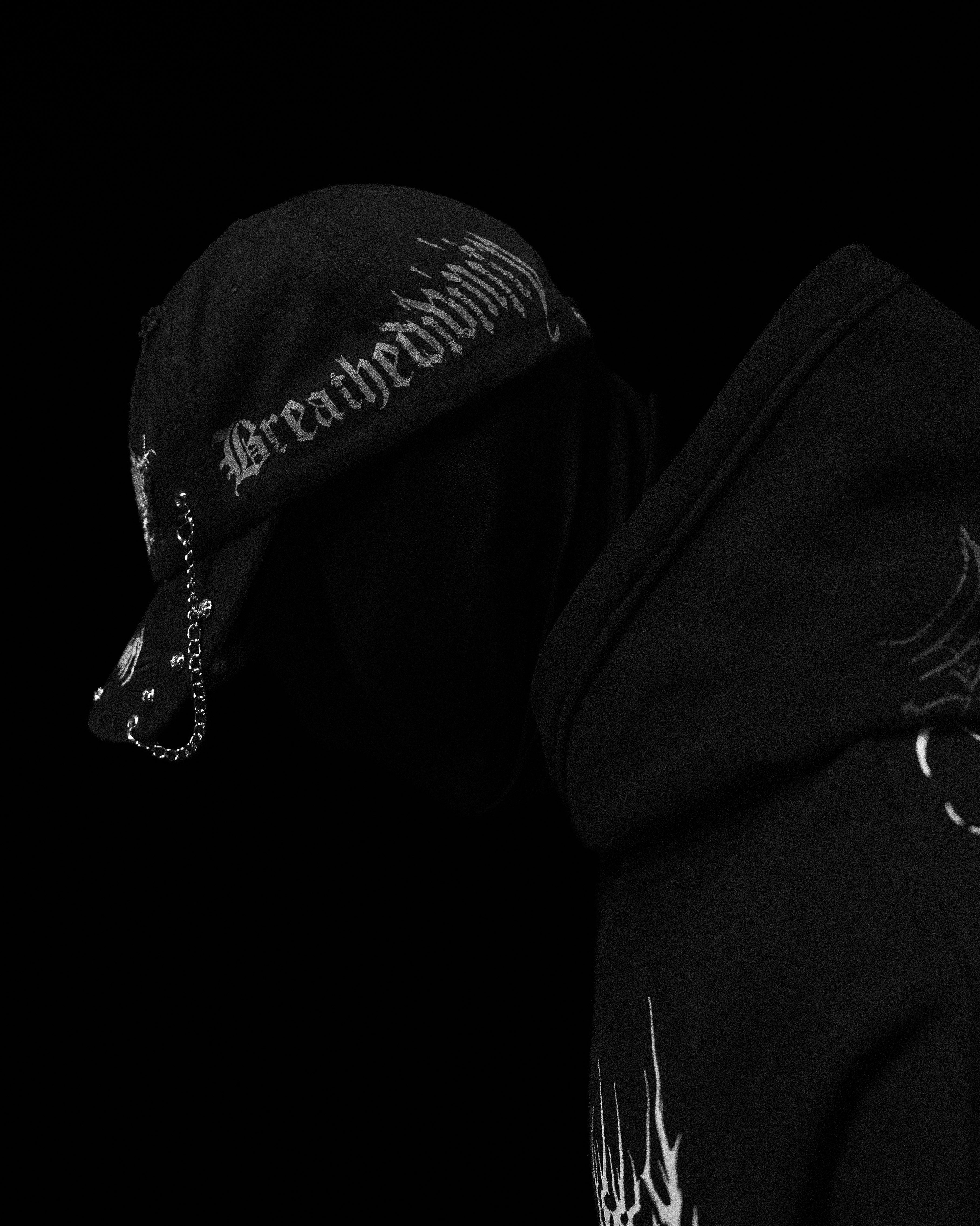 Metallic Logo Cap [VOID BLACK]
