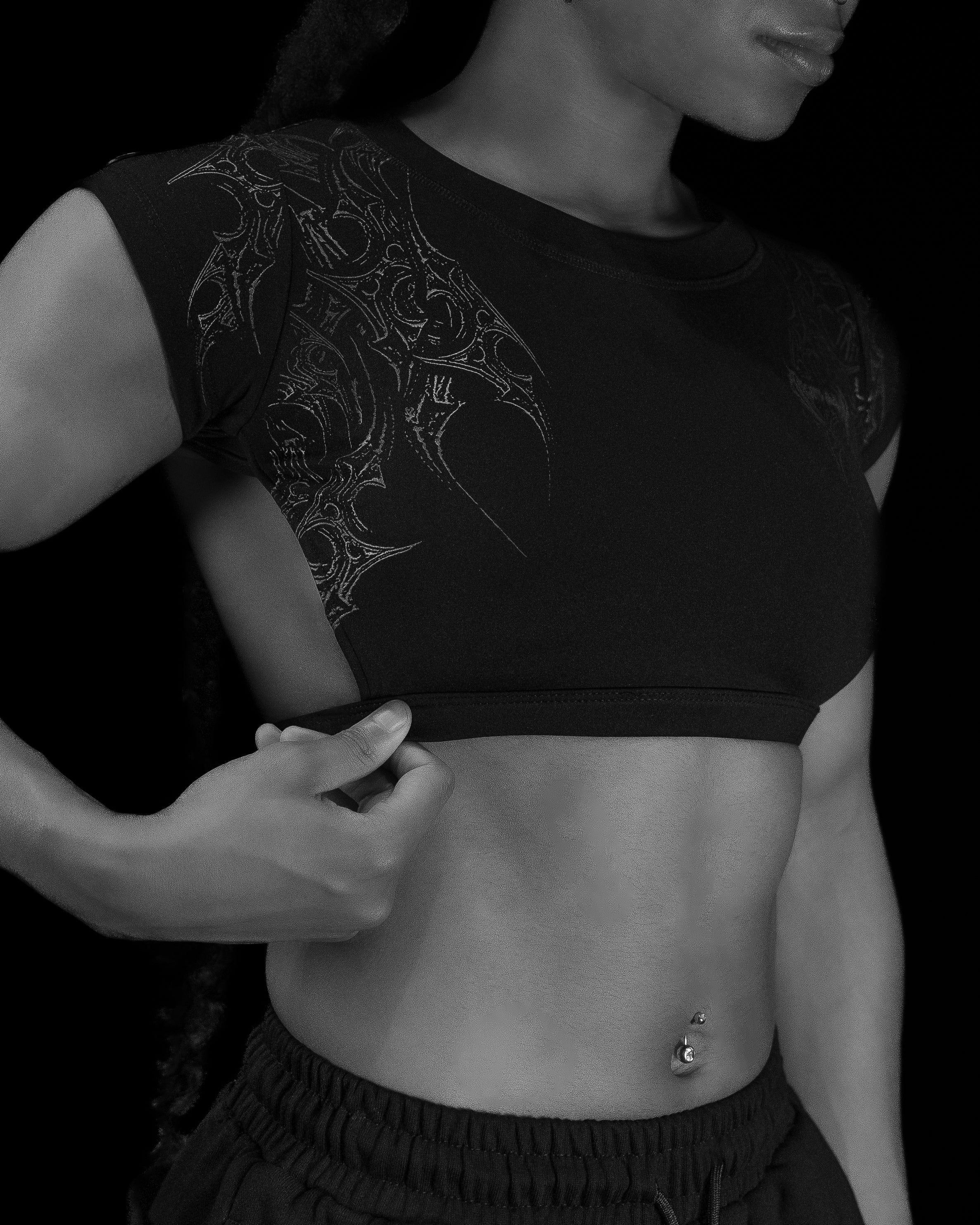 Women's Seraphim Open Back Crop Top [DARKNESS]