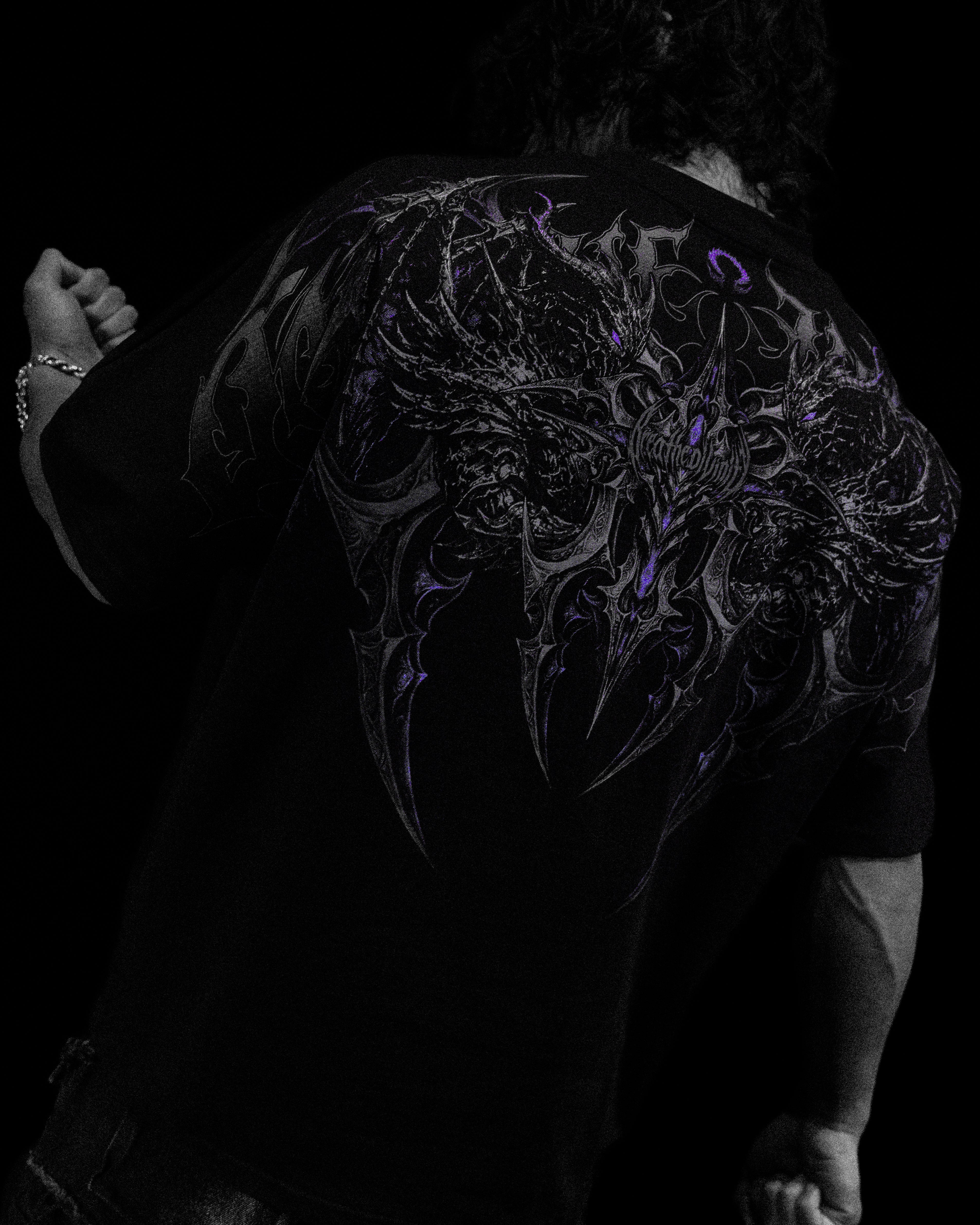 Shadow Monarch Oversized T-shirt [DUSK]