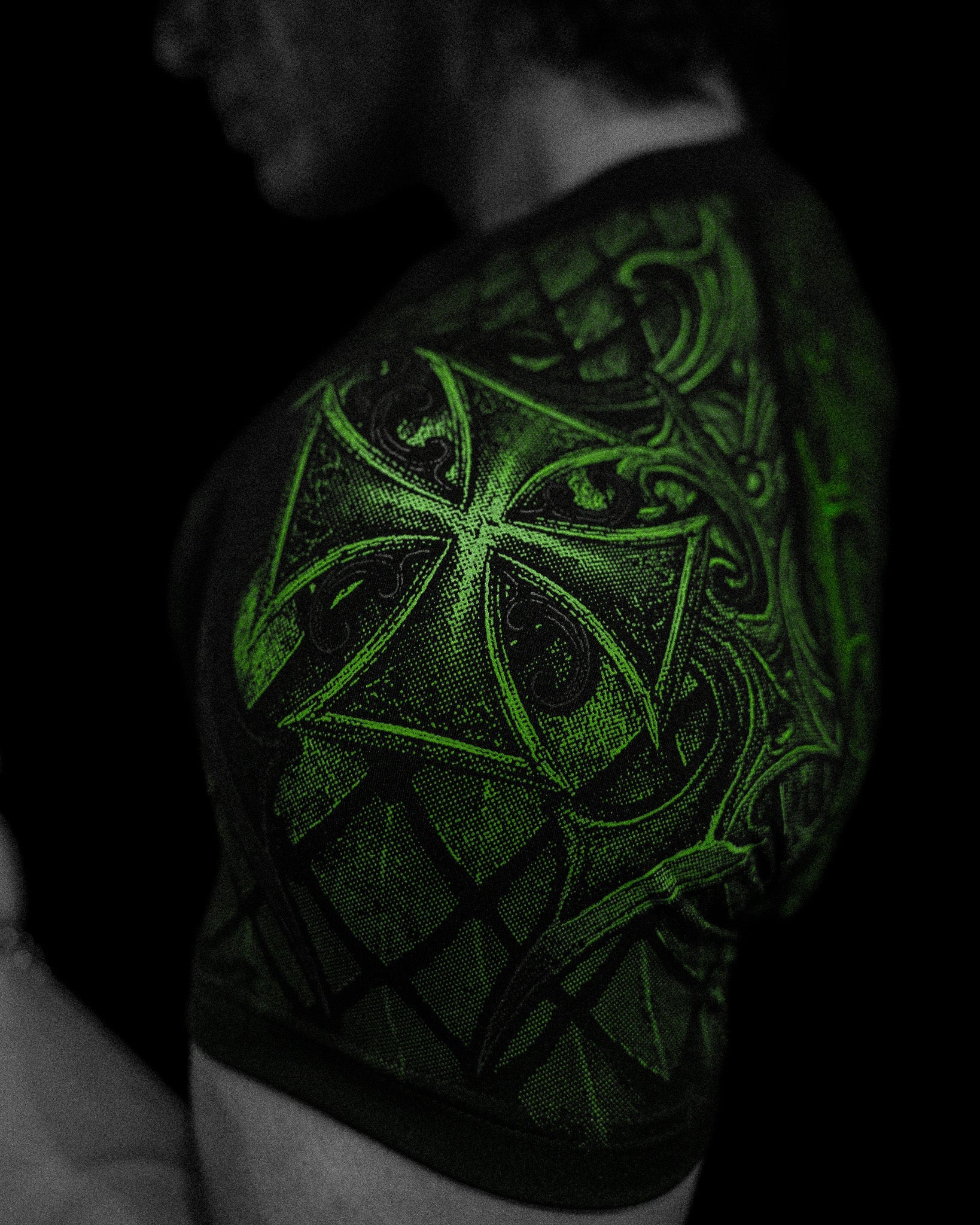 Void Tech™ Armored Short Sleeve Compression [POISON]