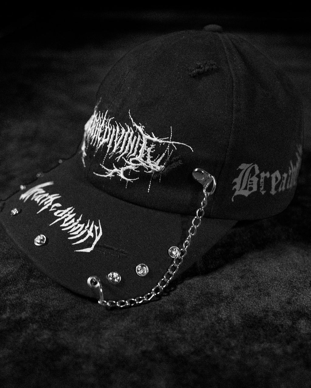 Metallic Logo Cap [VOID BLACK]
