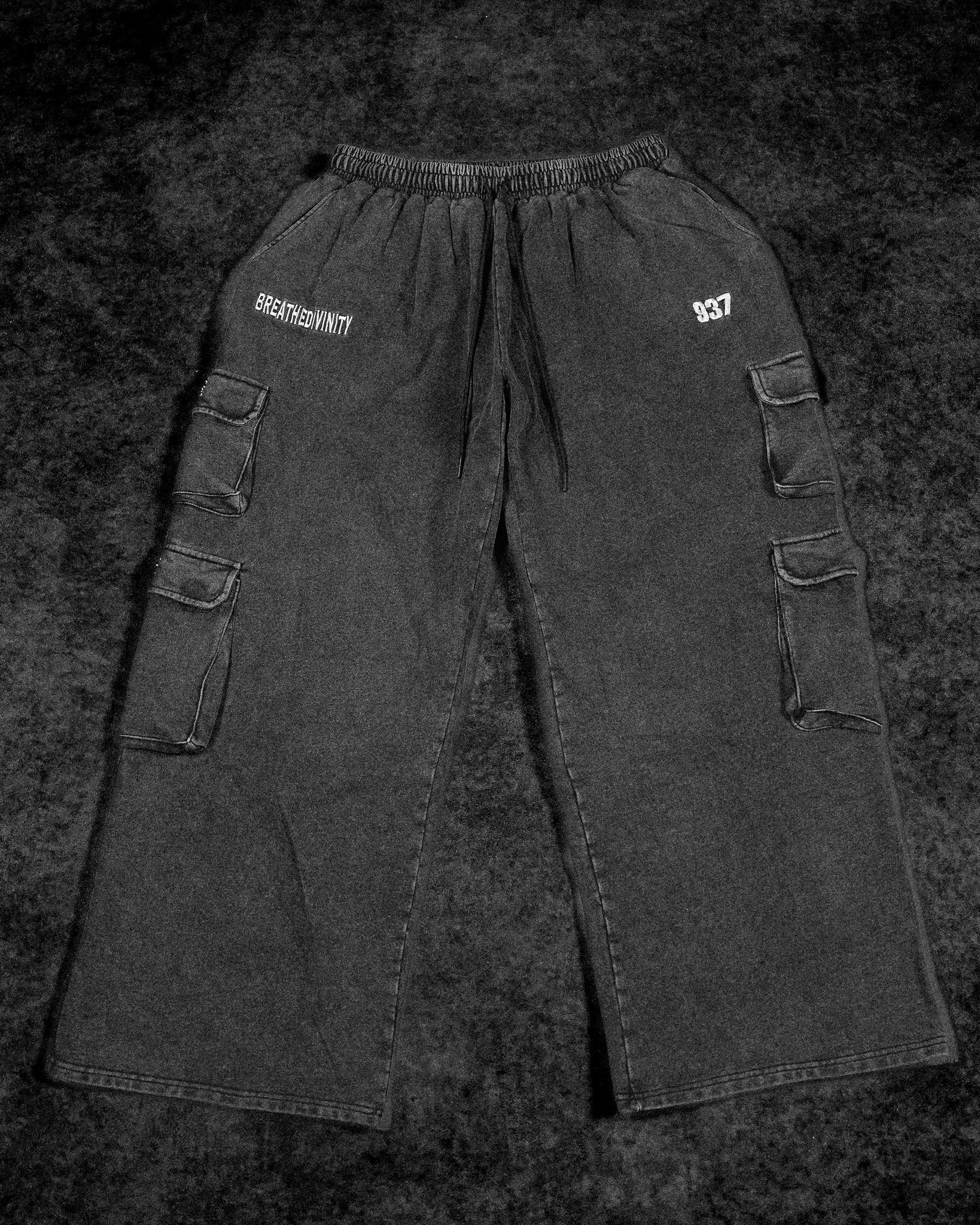 937 Uncuffed Luxury Cargos [VINTAGE]