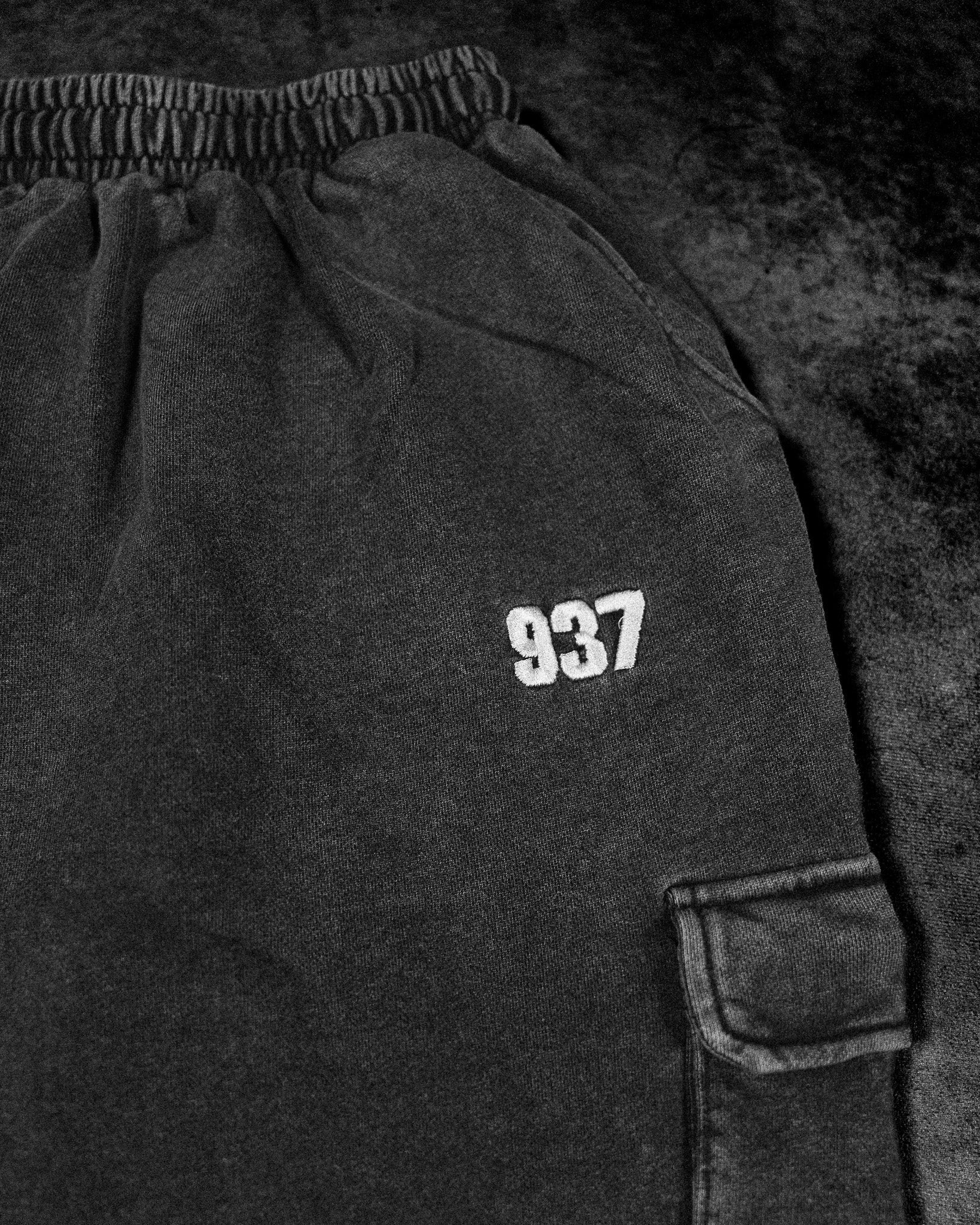 937 Uncuffed Luxury Cargos [VINTAGE]