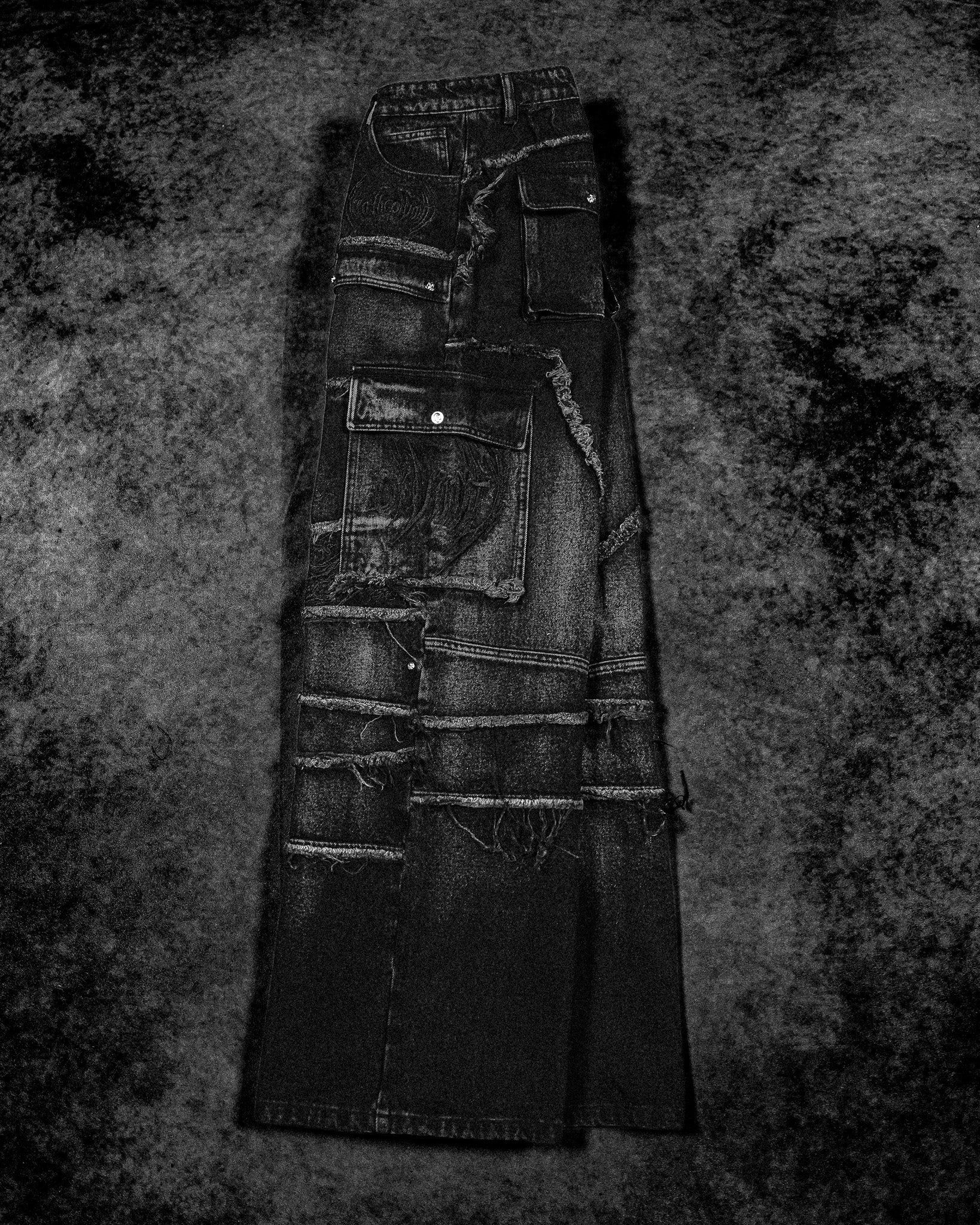 Oversized Distressed Denim Cargo jeans [ALLOY WASH]